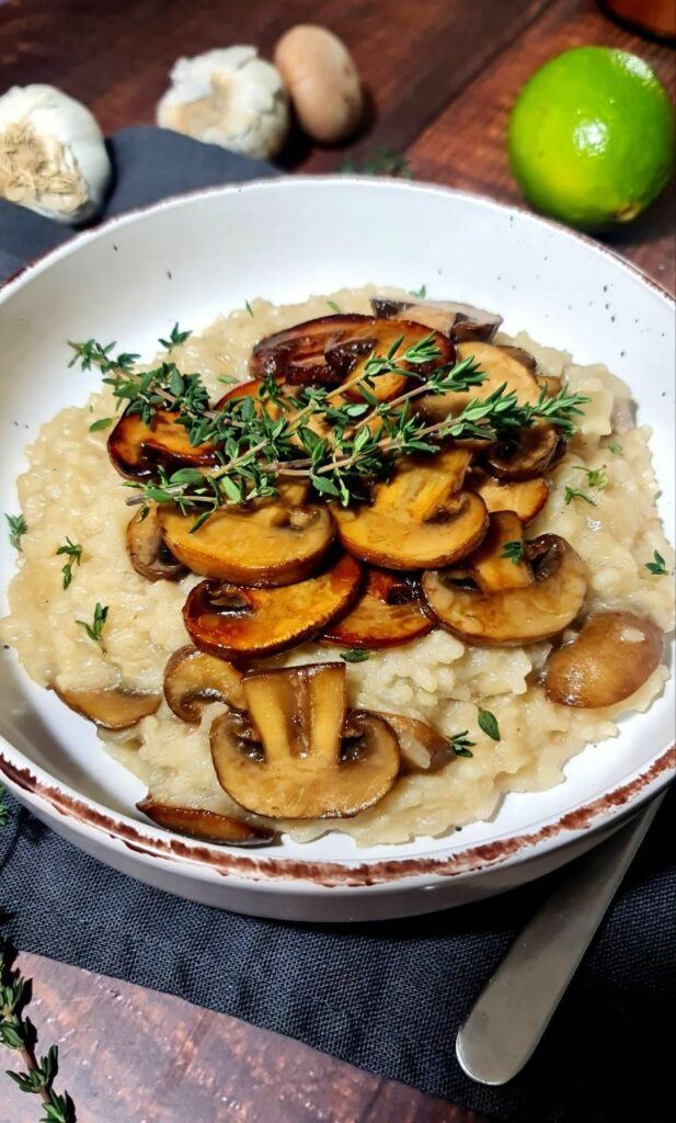 vegan creamy mushroom risotto