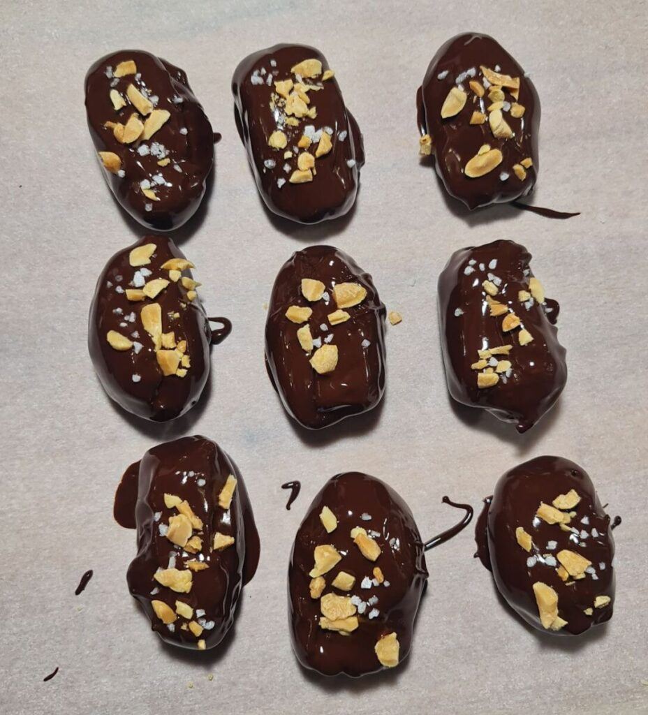 dates with chocolate and peanut butter