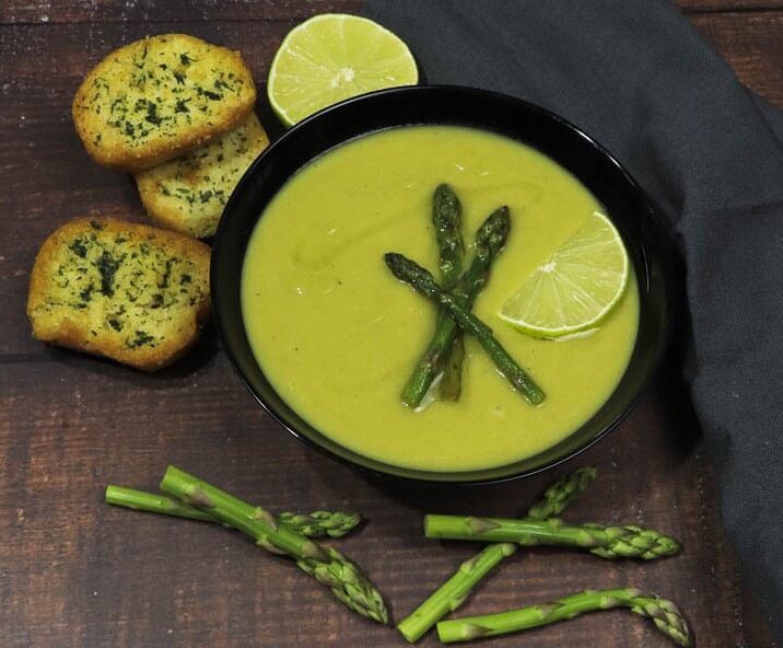 Cream of asparagus soup 1 Mejorado SR 57