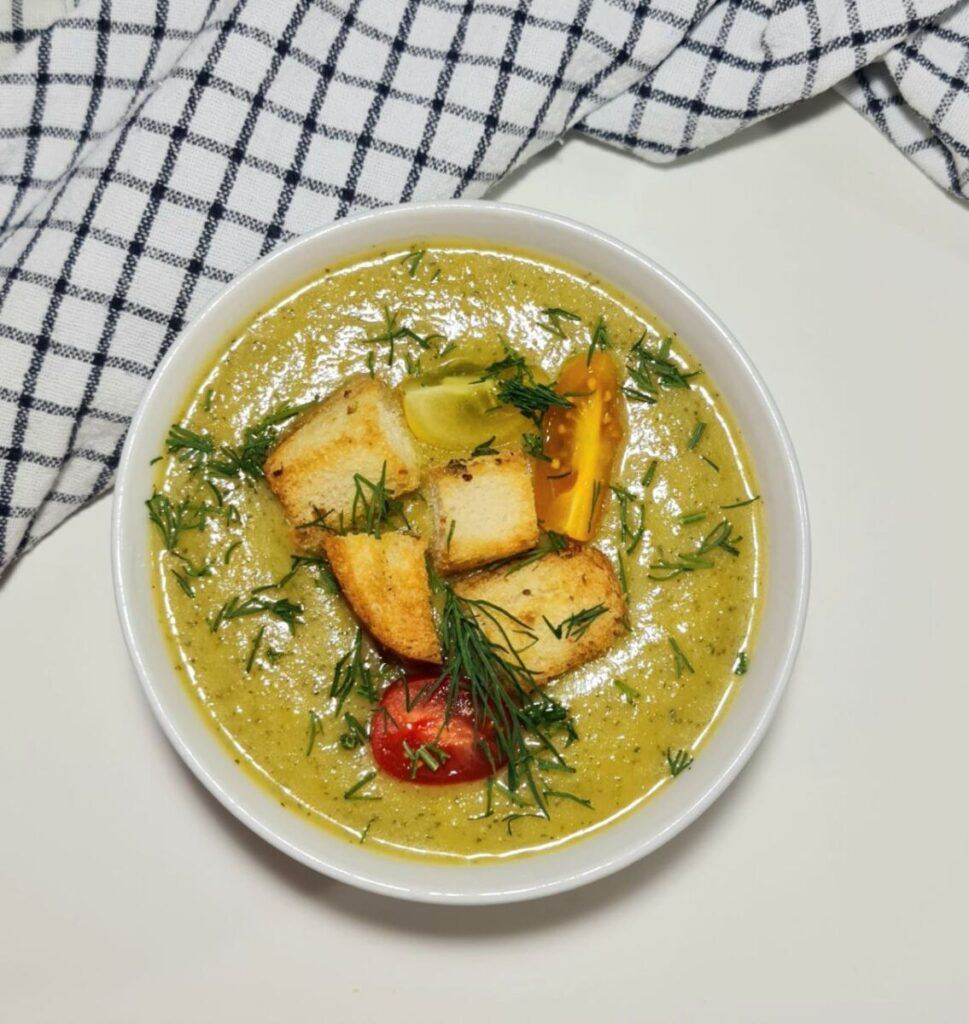 easy creamy zucchini soup