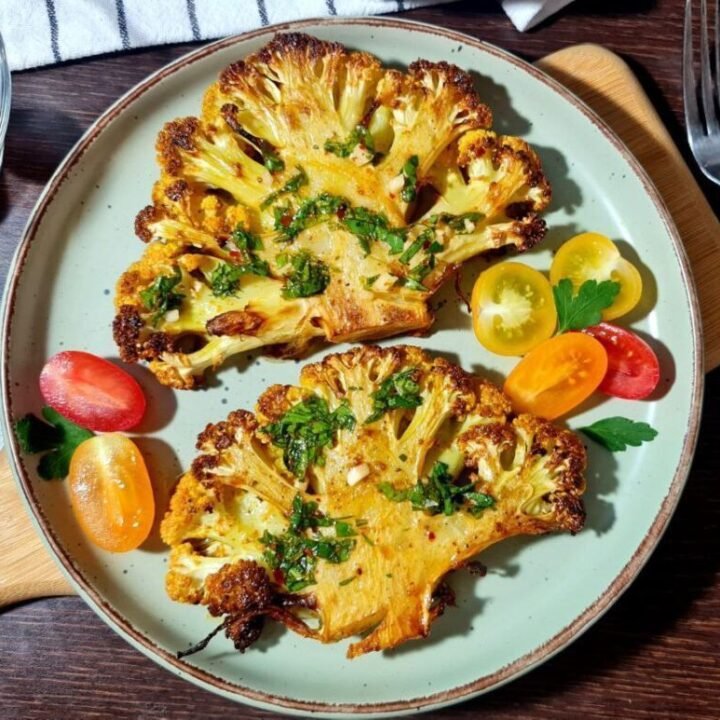 easy roasted cauliflower steak recipe