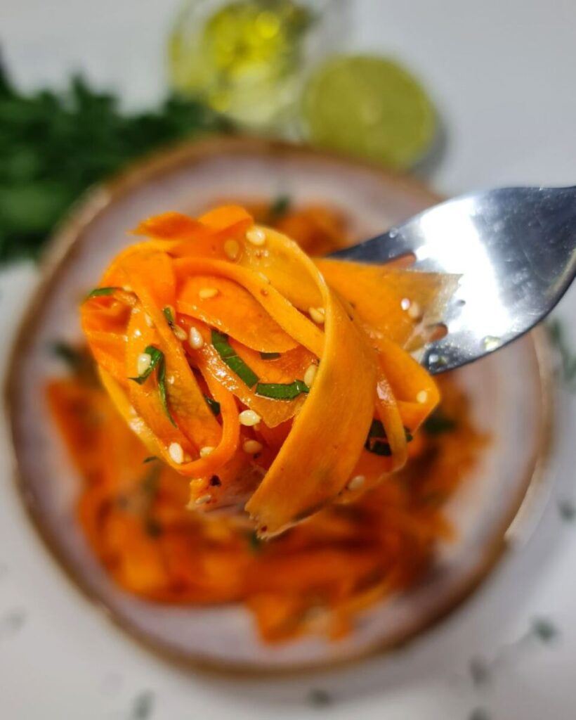 healthy raw carrot salad recipe