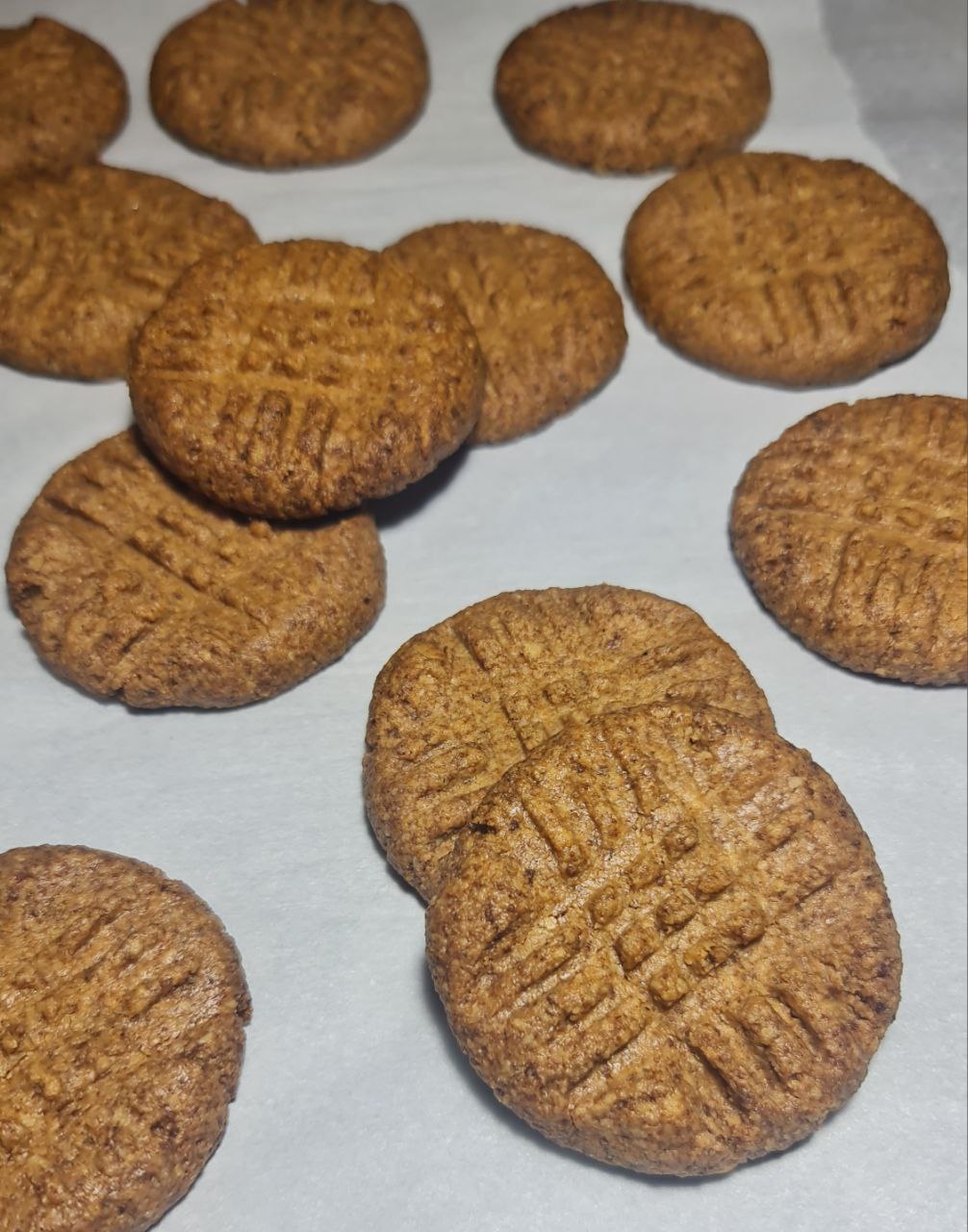 3-ingredient peanut butter cookies