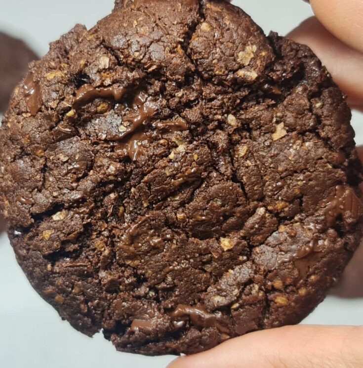 best vegan chocolate cookies close up