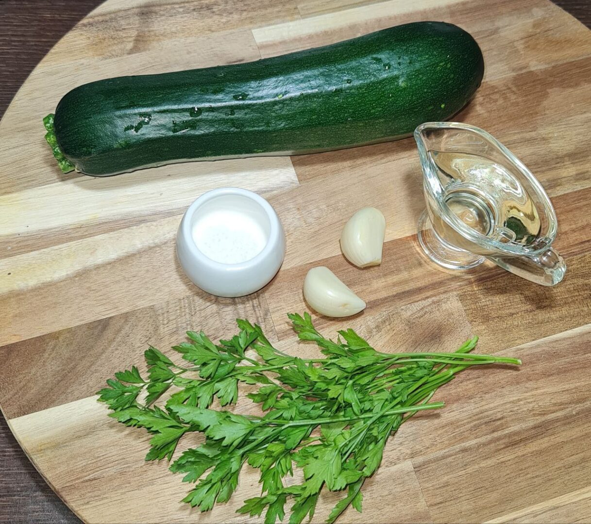 ingredients for quick and easy garlic zucchini recipe